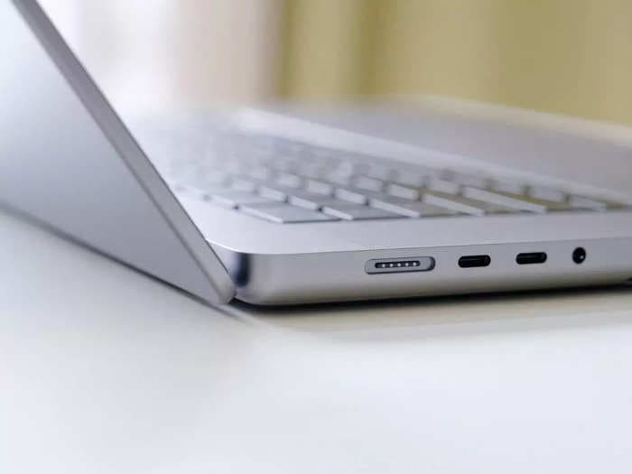 Laptops that come with support for USB Type-C charging