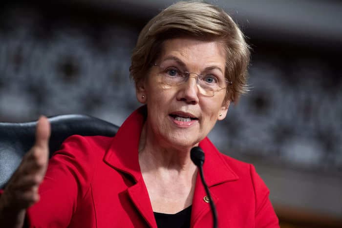 Sen. Elizabeth Warren now wants to ban all state lawmakers and elected officials from trading corporate stocks