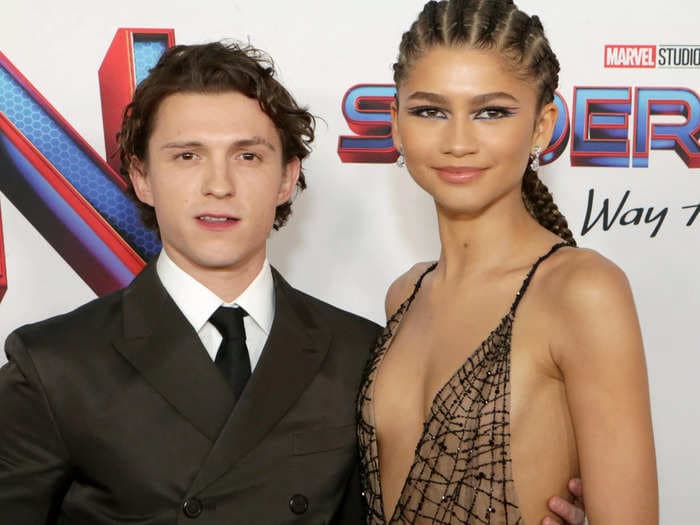 Tom Holland describes Zendaya's puzzled reaction to his 'Uncharted' stunts: 'What on Earth is this movie about?'