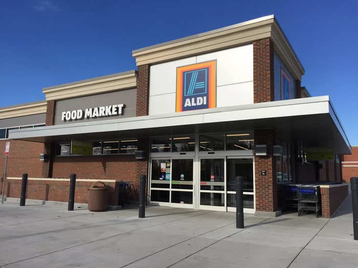We went to Aldi stores in the US and the UK to compare and saw how the chain uses different strategies to attract budget shoppers on 2 continents