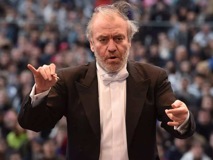 Famed conductor who is close friends with Putin was fired from his orchestra for not condemning Ukraine invasion