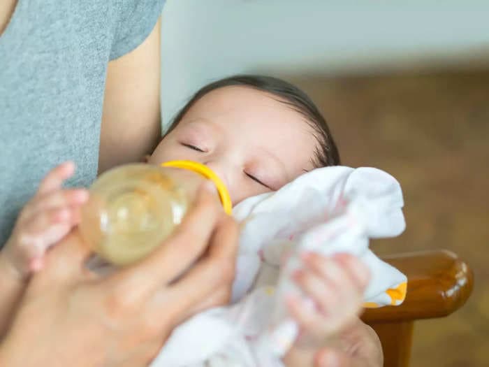 More infant formula is recalled after another baby dies