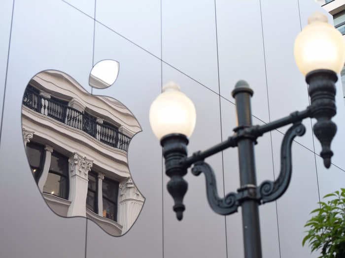 10 Things in Tech: Apple deals blow to Russia