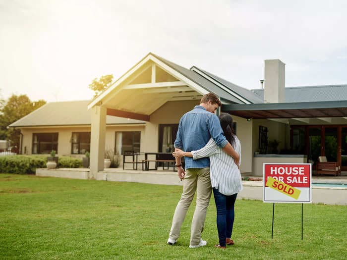 Can you afford a $392,000 home? That's the new average price of homeownership in the US.