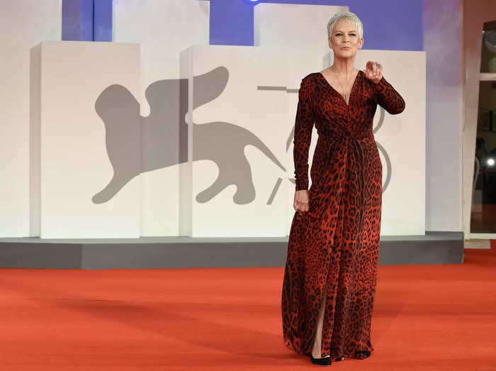 Jamie Lee Curtis showed her natural body and refused prosthetics for new film: 'I've been sucking my stomach in since I was 11'
