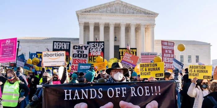 Democrats are planning to make abortion rights a huge midterm issue as the Supreme Court targets Roe v. Wade