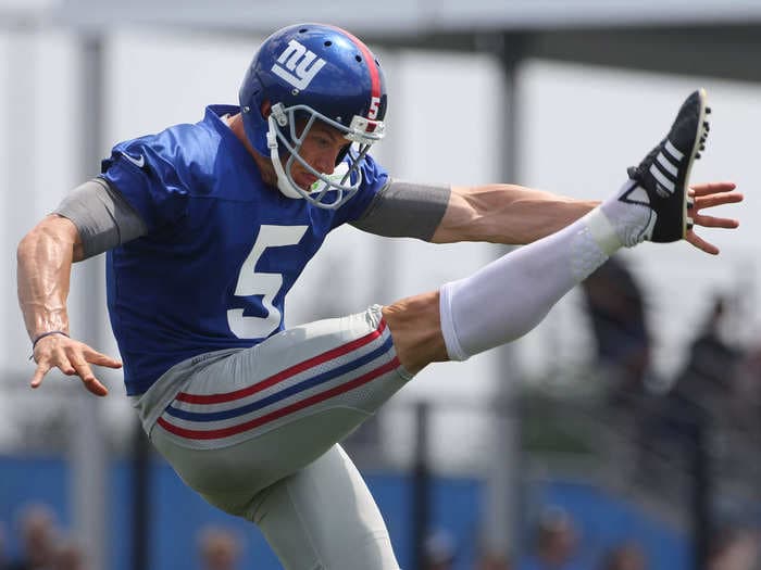 Giants Super Bowl champion Steve Weatherford said he swapped squats for lunges during his NFL career to build a strong lower body without back pain