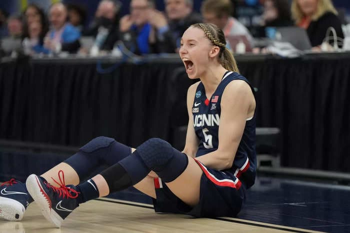 Paige Bueckers' gritty performance leads UConn past the reigning champion Stanford Cardinal
