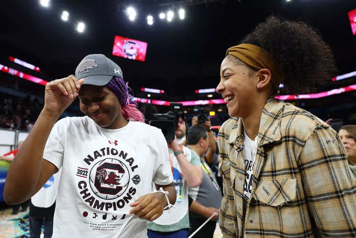 Aliyah Boston and Candace Parker share a special moment after South Carolina's NCAA championship victory