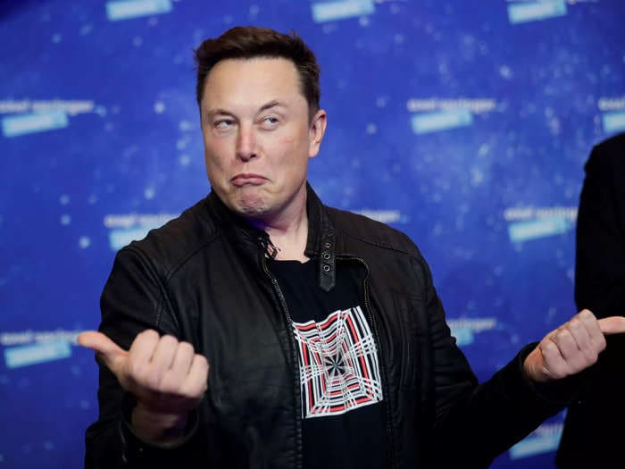 Elon Musk's U-turn on joining Twitter's board means he's left the door open to buying the company