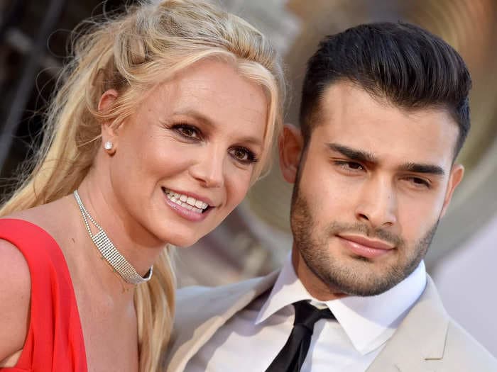 Britney Spears reveals she's having a baby with 'husband' Sam Asghari