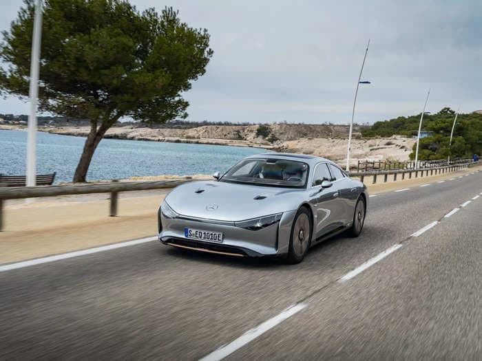 Mercedes-Benz's sleek electric concept car drove 626 miles on a single charge, crushing Tesla's best car