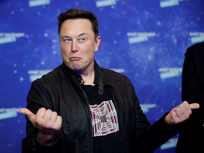 Elon Musk can't afford to buy Twitter and would have to borrow against Tesla stock, according to an NYU professor