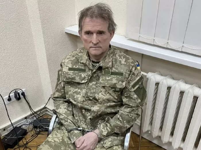Captured Russian ally Medvedchuk pleads with Putin to trade him for safe passage for Ukrainian civilians and defenders in Mariupol