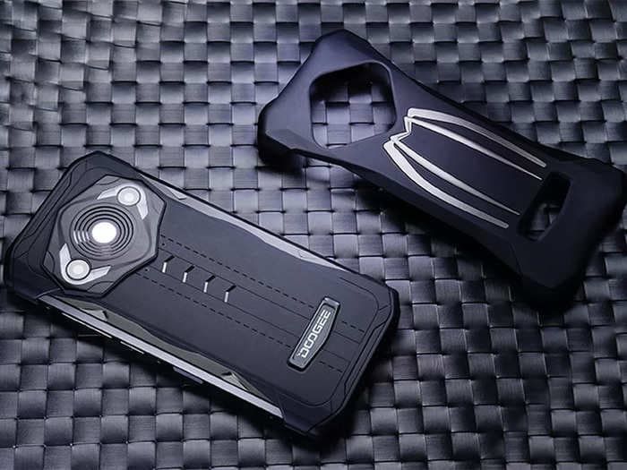 DOOGEE may launch a rugged, alien-inspired phone that appears to be from the future