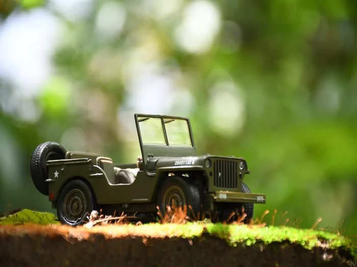 Check out these top toy jeep for kids to play