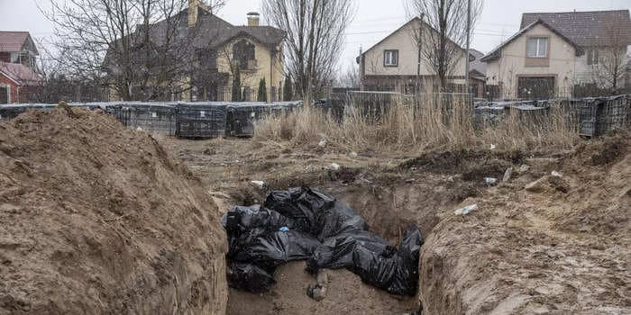 900 bodies have been discovered thus far in mass graves surrounding Kyiv, Zelenskyy says