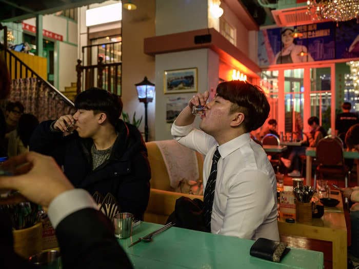 Young South Koreans are fighting against the return of hoesik &mdash; 'compulsory' after-work and weekend gatherings &mdash; as COVID-19 restrictions ease