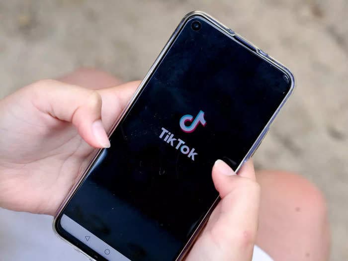 8 teen girls are proof TikTok is not to blame for the rise in social tics, CDC says