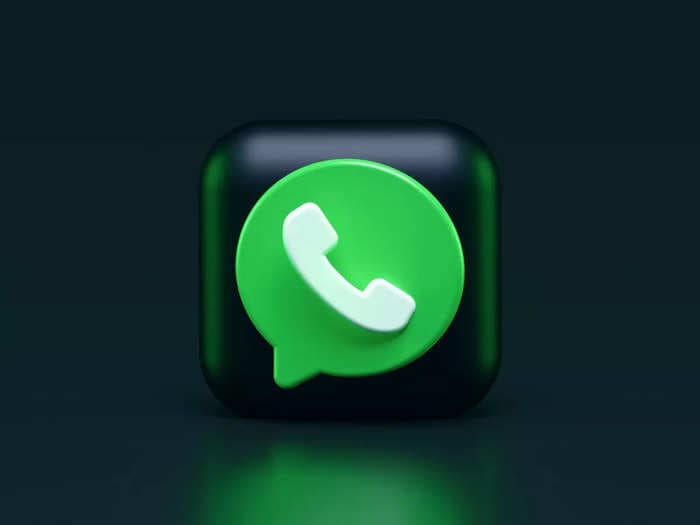 WhatsApp update: Users will soon be able to exit groups silently