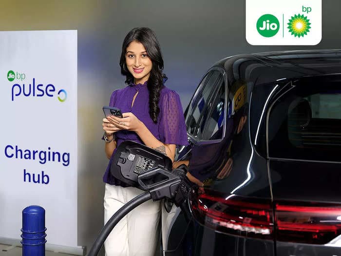 Reliance, MG Motor and Castrol team up to build electric charging infrastructure across India