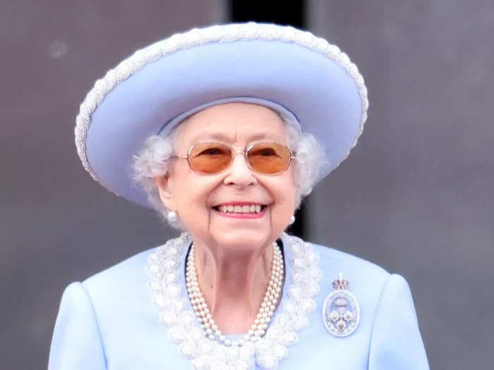 American tourists once met the Queen and had no idea who she was &mdash; so she played a joke on them