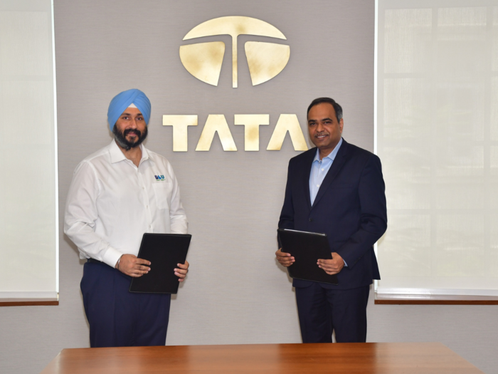 Tata Motors bags India’s biggest EV fleet order from cab company BluSmart