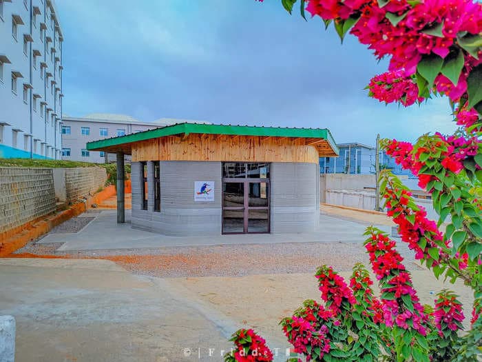 A nonprofit building 3D-printed schools finished its first $300,000 build in Madagascar in 3 weeks
