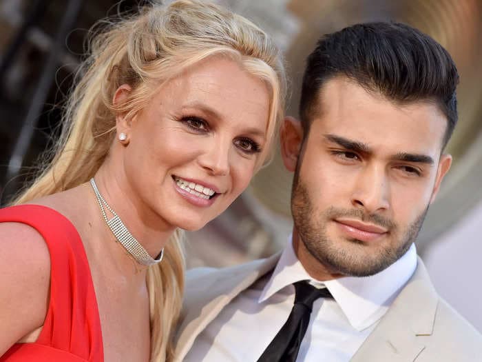 Selena Gomez says Britney Spears' wedding was 'beautiful' and Britney and Sam Asghari served 'finger foods'