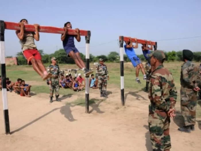 Indian army issues first recruitment notice amid protest