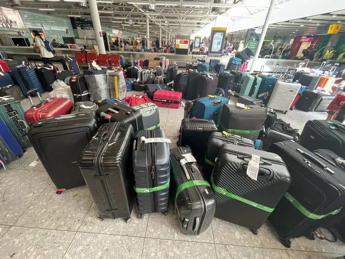 Security checks for airport bag handlers and maintenance crews in the UK are being fast-tracked in a bid to tackle travel chaos