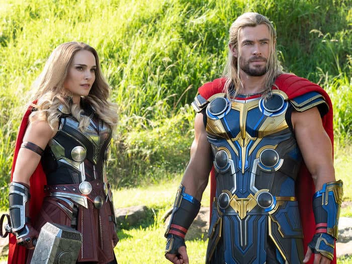 Natalie Portman says she felt like 'the outsider' trying 'to fit in' on the 'Thor: Love and Thunder' set