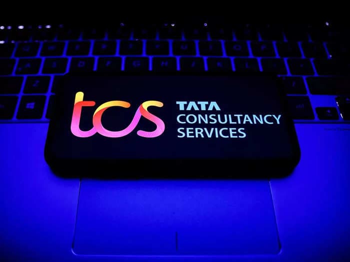 TCS tumbles and drags down to Wipro, Infosys, Tech Mahindra and LTTS with poor earnings