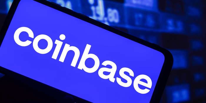 Coinbase soars 20% as the exchange says it has no exposure to bankrupt firms struggling through crypto winter