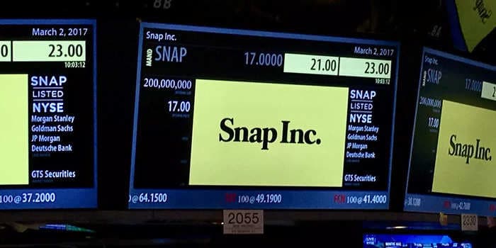 Social media stocks fall after dismal Snap earnings as investors fret over ad sales slowdown