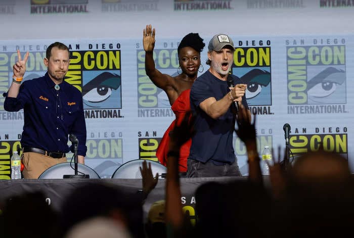 'TWD' stars Andrew Lincoln and Danai Gurira surprised fans at Comic-Con to reveal the long-awaited Rick Grimes movie will be a 6-hour show instead