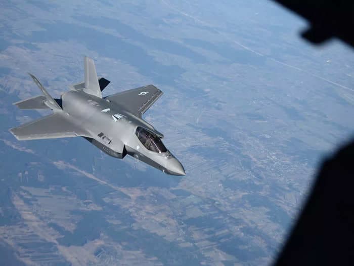 US Air Force F-35s join hundreds of military planes grounded over ejection seat safety worries