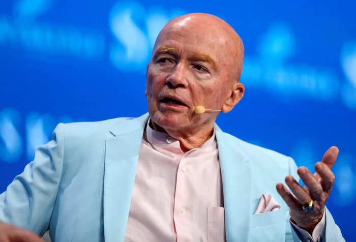 Legendary investor Mark Mobius warns that stocks still have further to fall as the Fed hikes interest rates