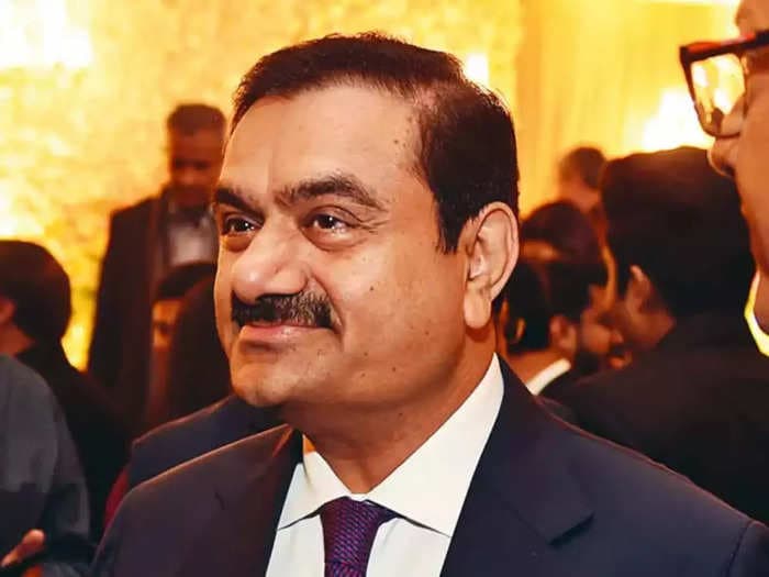 Adani Transmission becomes first group company to hit ₹4 lakh crore market cap