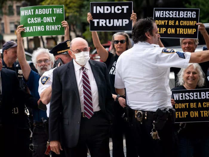 Donald Trump's longtime CFO Allen Weisselberg takes felony plea in Trump Organization payroll tax-dodge case