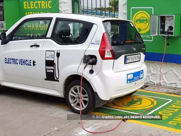 Here's how EVs will play a big part in India's mission to go carbon neutral by 2070