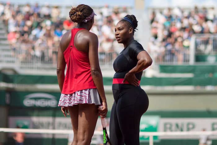 Venus Williams calls sister Serena 'the boss' in their relationship, says she does 'whatever she tells me to do'