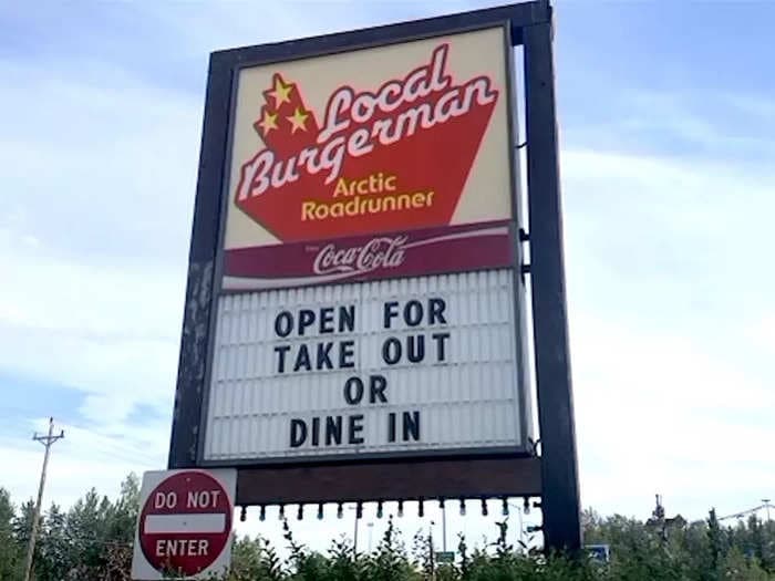 I ate at Arctic Roadrunner in Alaska, and I can see why its burgers are so popular among locals