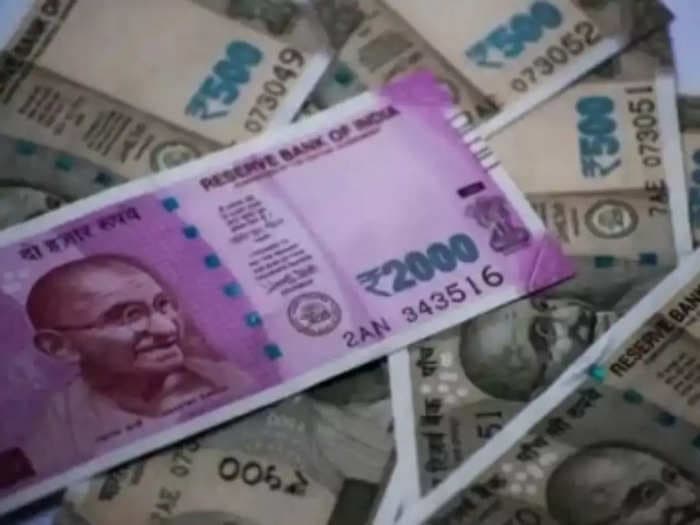 India's external debt rose 8.2% in 2021-22 to $620 billion