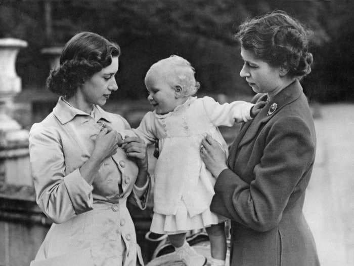 12 photos that show Queen Elizabeth and Princess Margaret's close sisterly bond