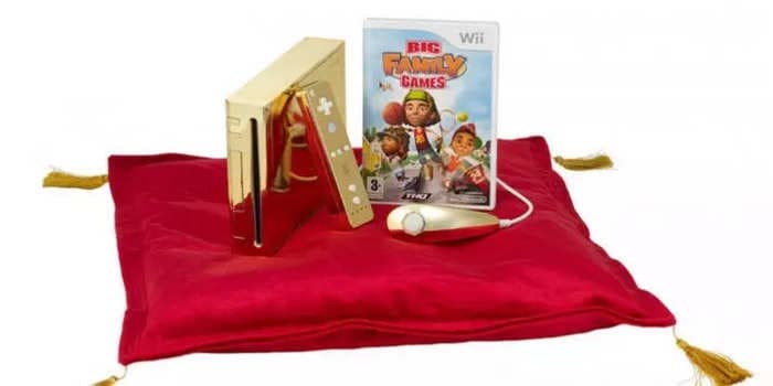 The curious tale of the 24-karat gold Wii console made for Queen Elizabeth II that ended up on sale on eBay