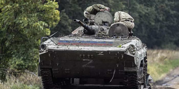 Ukraine is using working Russian tanks abandoned by retreating troops to solidify its counteroffensive, think tank says