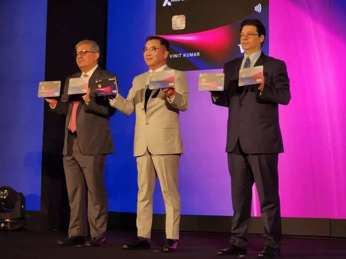 Samsung announces co-branded credit card in partnership with Axis Bank and Visa