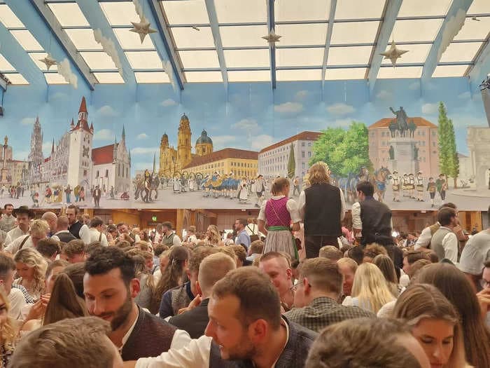 I've been to Oktoberfest in Munich 3 times. Here are 10 things people should know before attending the world's biggest beer festival.