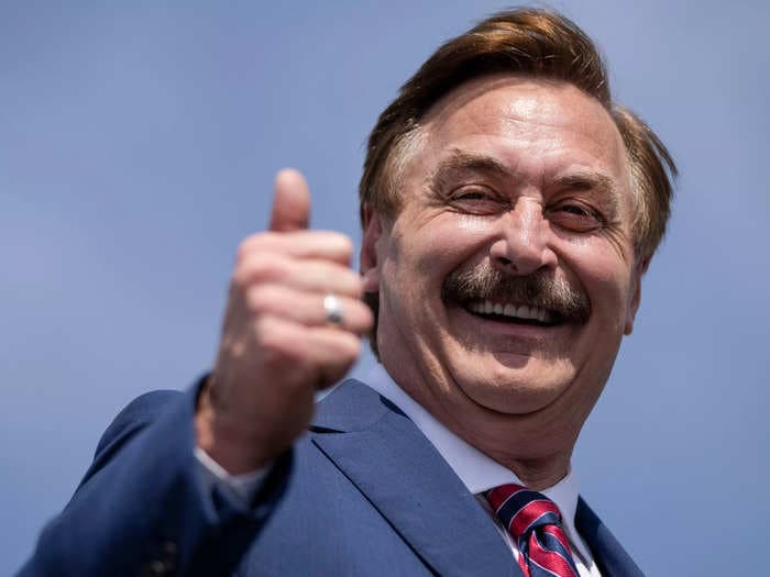 Mike Lindell went to Florida to distribute 12,000 pillows for hurricane relief and promoted his products in front of a wrecked home